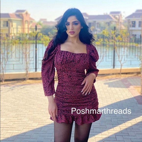 Zara bloggers fave animal print draped mini dress - Picture 16 of 16